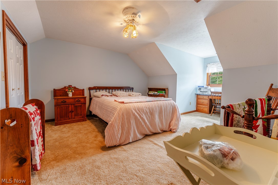 5556 Blacksnake Hill Road NE Dover OH 44622