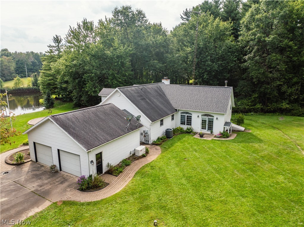 5556 Blacksnake Hill Road NE Dover OH 44622