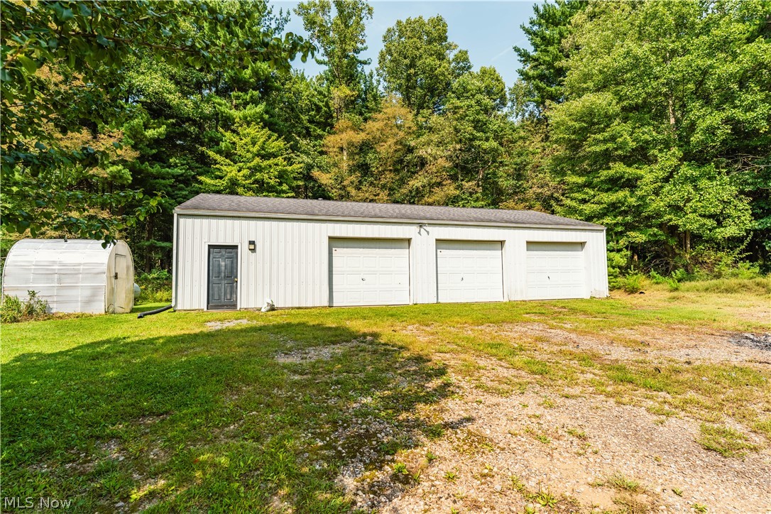 5556 Blacksnake Hill Road NE Dover OH 44622