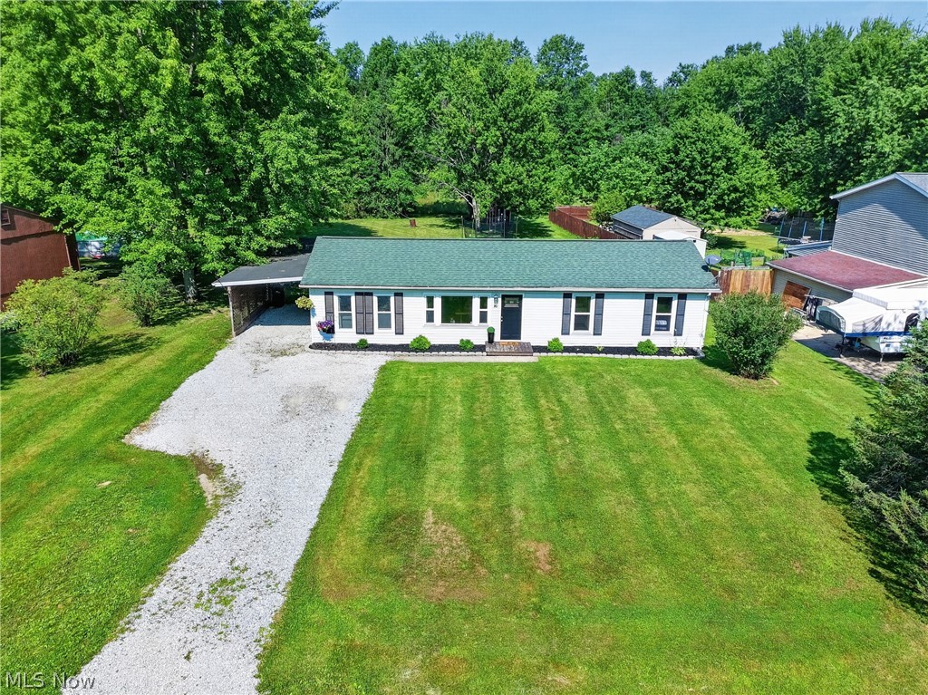 16 Leffingwell Drive Orwell OH 44076