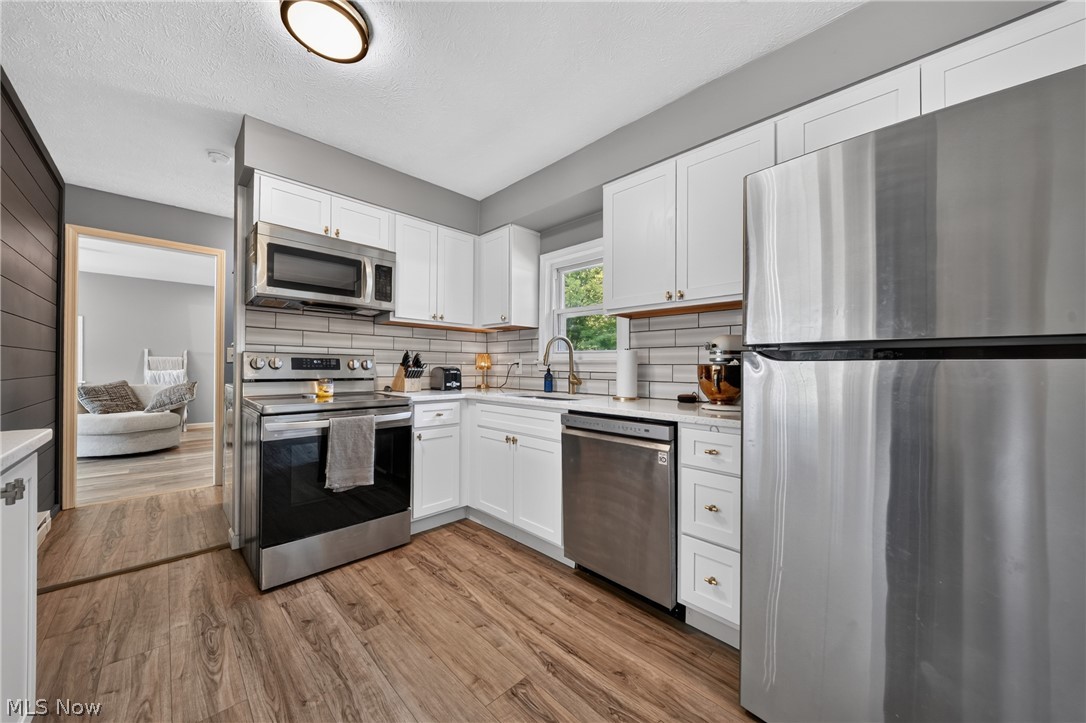 16 Leffingwell Drive Orwell OH 44076