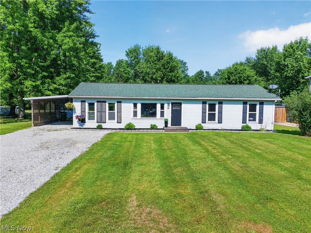 16 Leffingwell Drive Orwell OH 44076