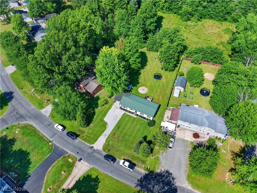 16 Leffingwell Drive Orwell OH 44076