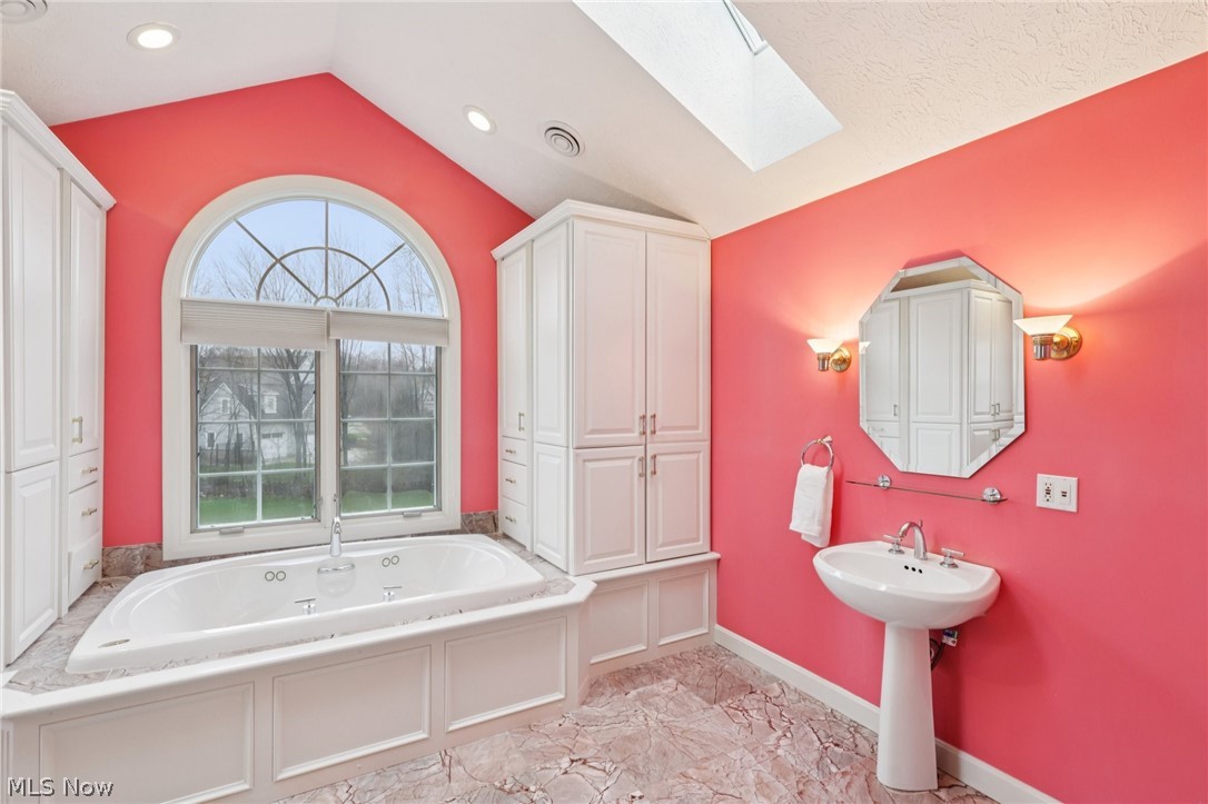 3146 Regency Place Westlake OH 44145