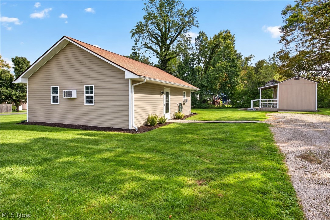 6195 Ethel Avenue Elyria OH 44035