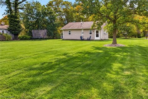 6195 Ethel Avenue Elyria OH 44035