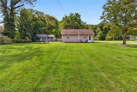 6195 Ethel Avenue Elyria OH 44035
