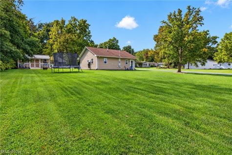 6195 Ethel Avenue Elyria OH 44035