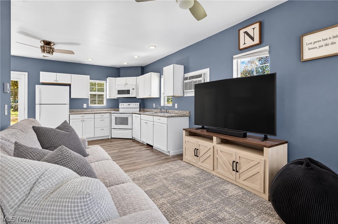 6195 Ethel Avenue Elyria OH 44035