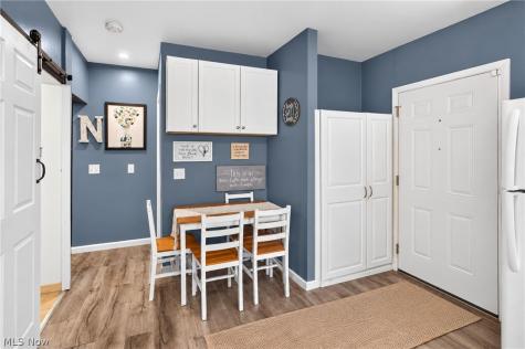 6195 Ethel Avenue Elyria OH 44035