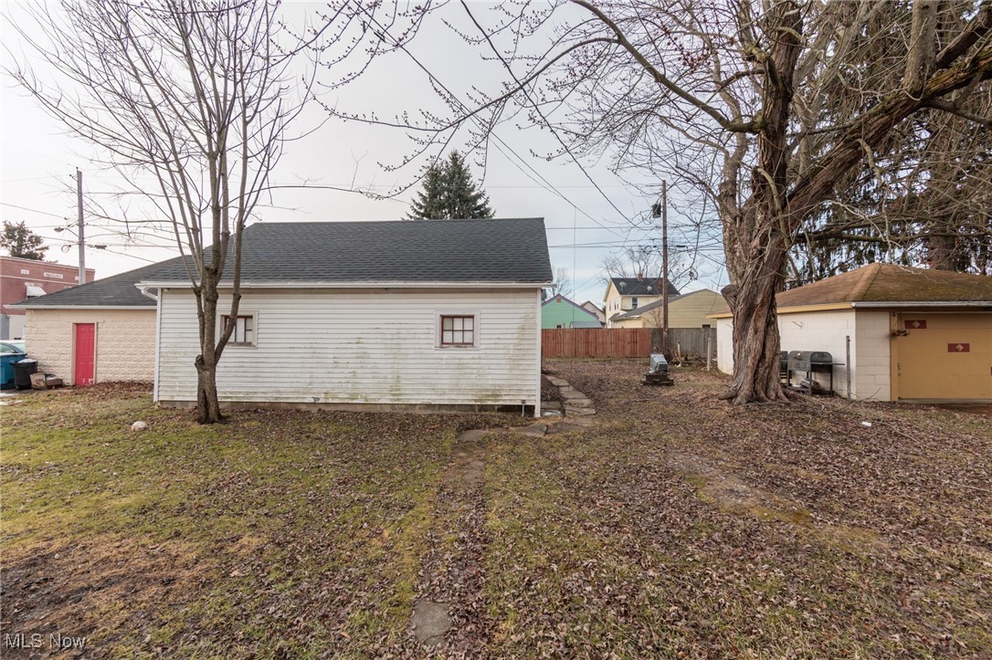2440 E 32nd Street Lorain OH 44055