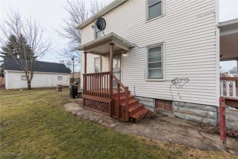 2440 E 32nd Street Lorain OH 44055