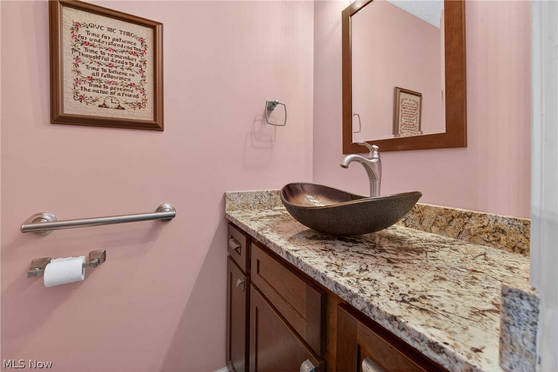 386 Tulip Trail Wadsworth OH 44281