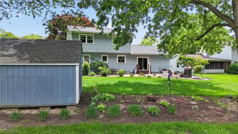 386 Tulip Trail Wadsworth OH 44281