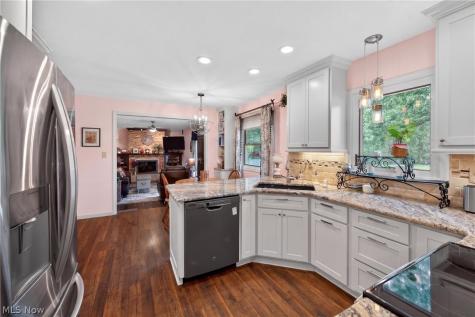 386 Tulip Trail Wadsworth OH 44281