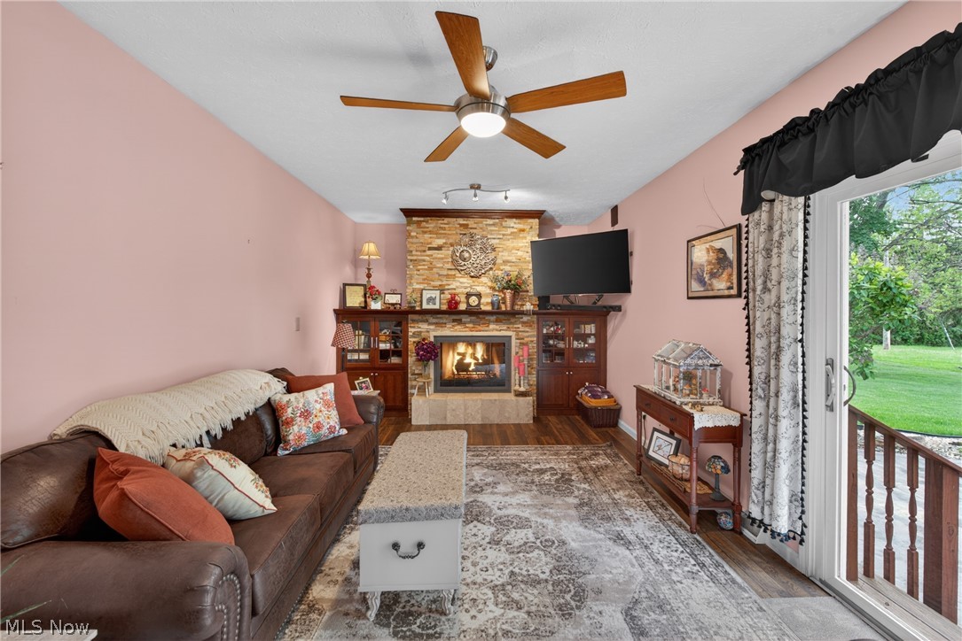 386 Tulip Trail Wadsworth OH 44281