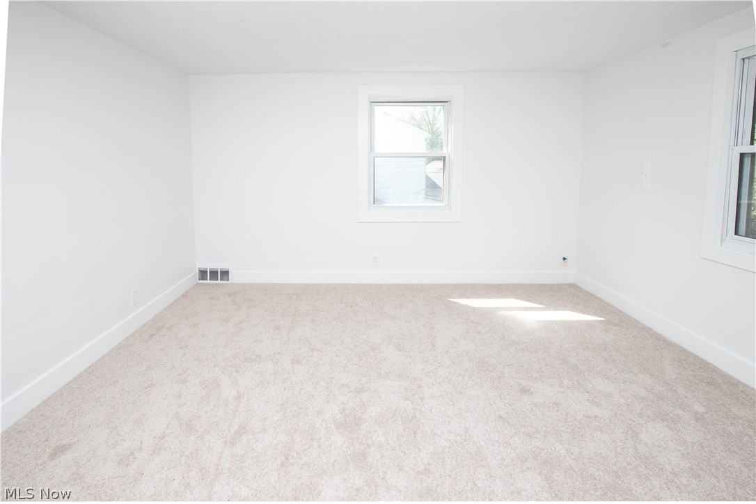 560 Mineola Avenue Akron OH 44320