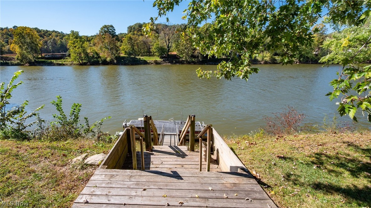 6625 S River Road Blue Rock OH 43720