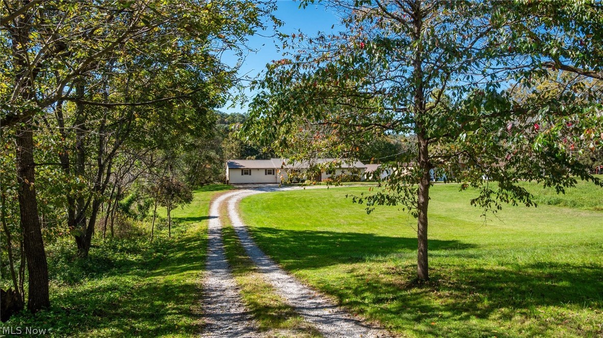 6625 S River Road Blue Rock OH 43720