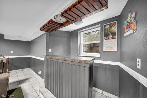 3683 Stoer Road Shaker Heights OH 44122
