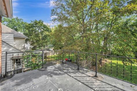3683 Stoer Road Shaker Heights OH 44122