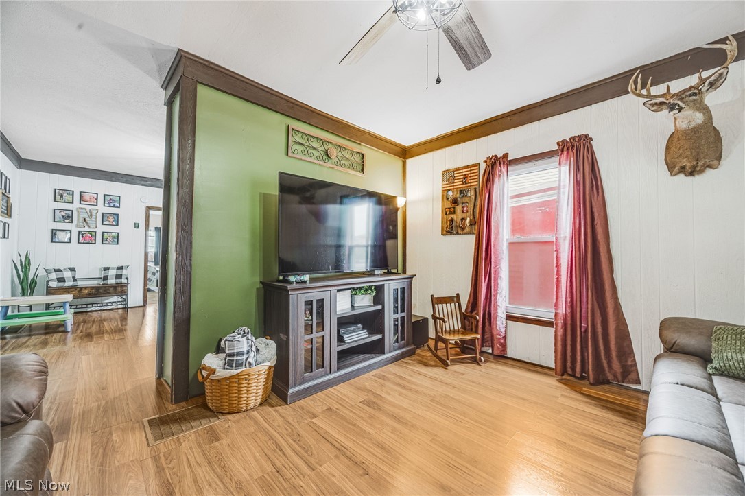 362 Cahalen Street Crooksville OH 43731