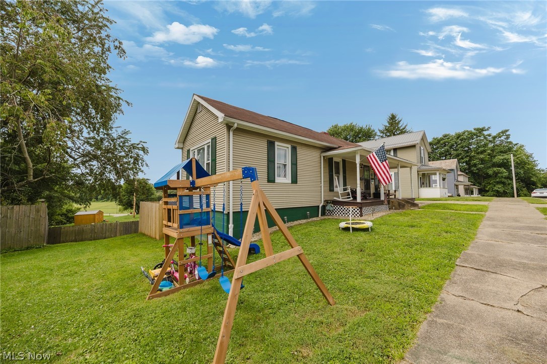 362 Cahalen Street Crooksville OH 43731