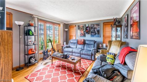 3710 Woodway Avenue Parma OH 44134