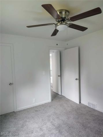 7205 Claybourne Youngstown OH 44512
