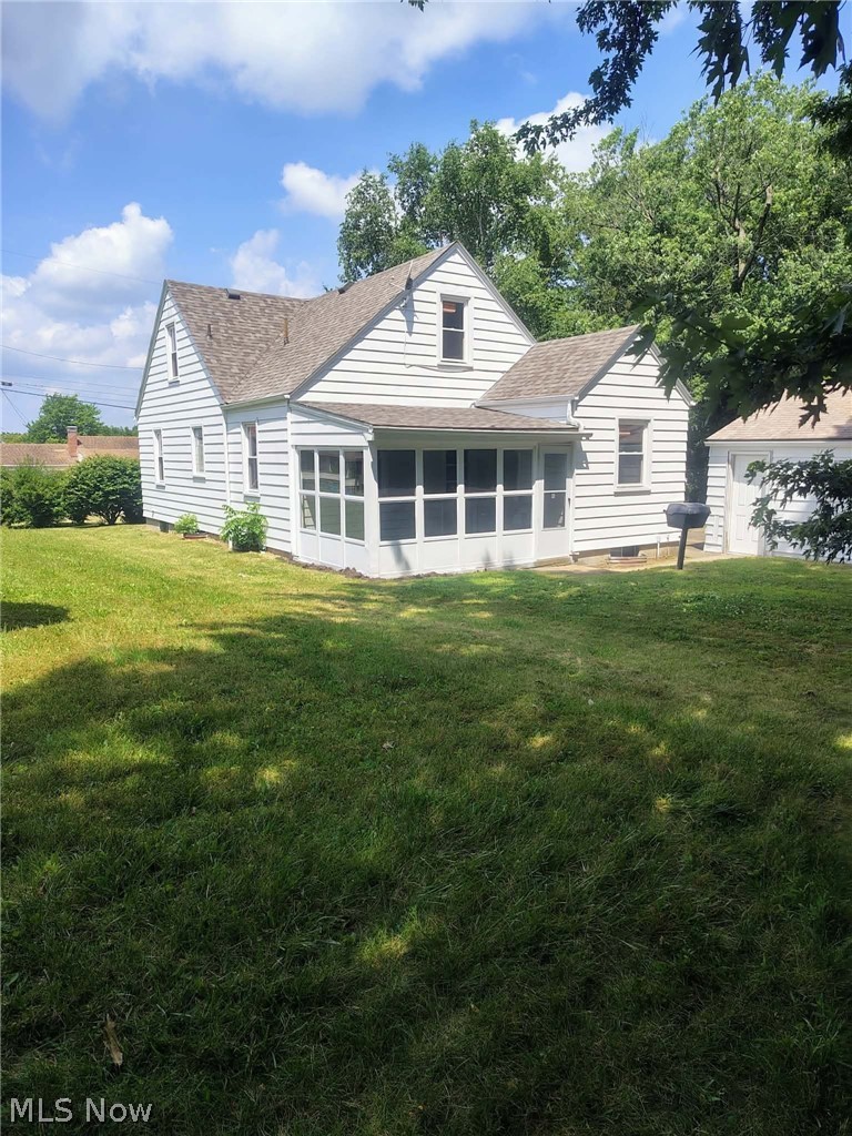 7205 Claybourne Youngstown OH 44512