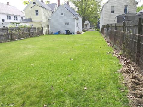 7009 Hecker Avenue Cleveland OH 44103