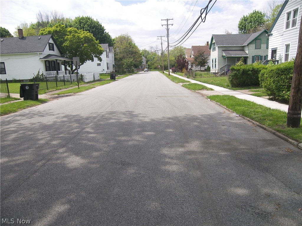 7009 Hecker Avenue Cleveland OH 44103