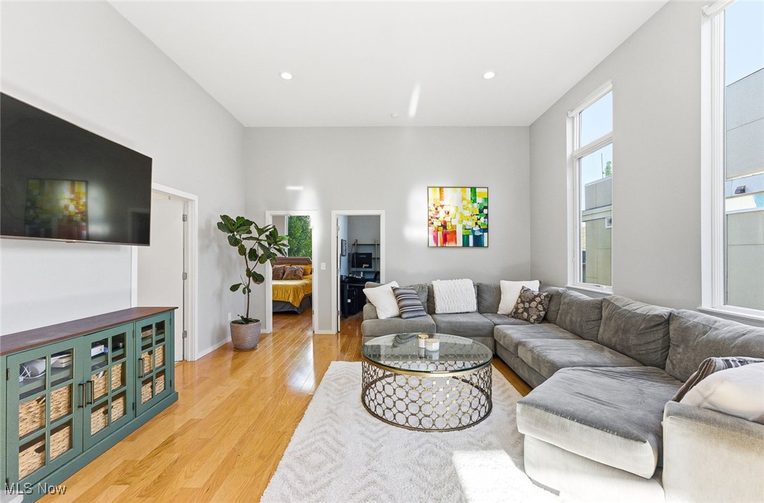 2509 Thurman Avenue Cleveland OH 44113