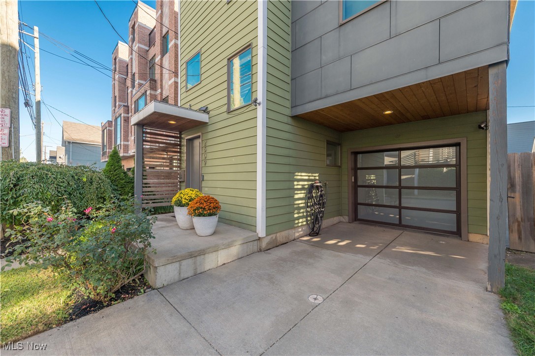 2509 Thurman Avenue Cleveland OH 44113