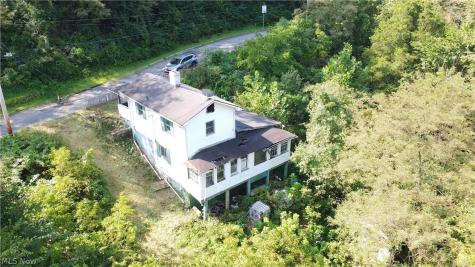 854 Spencer Avenue Steubenville OH 43952
