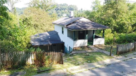 854 Spencer Avenue Steubenville OH 43952