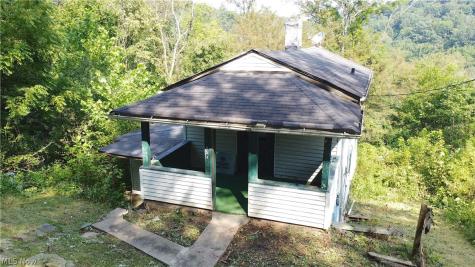 854 Spencer Avenue Steubenville OH 43952