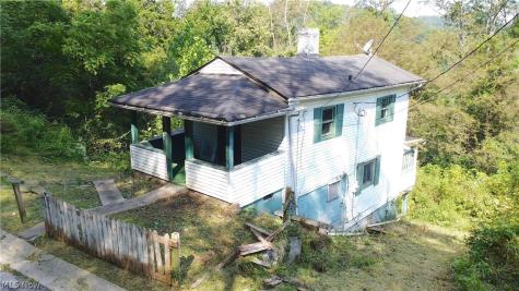 854 Spencer Avenue Steubenville OH 43952