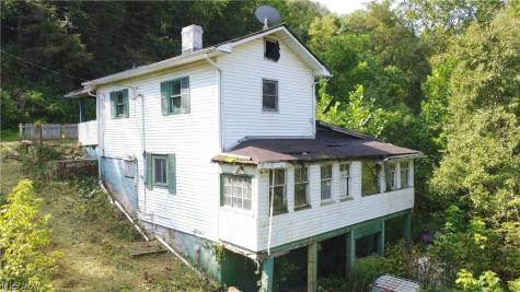 854 Spencer Avenue Steubenville OH 43952