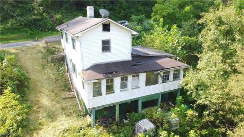 854 Spencer Avenue Steubenville OH 43952