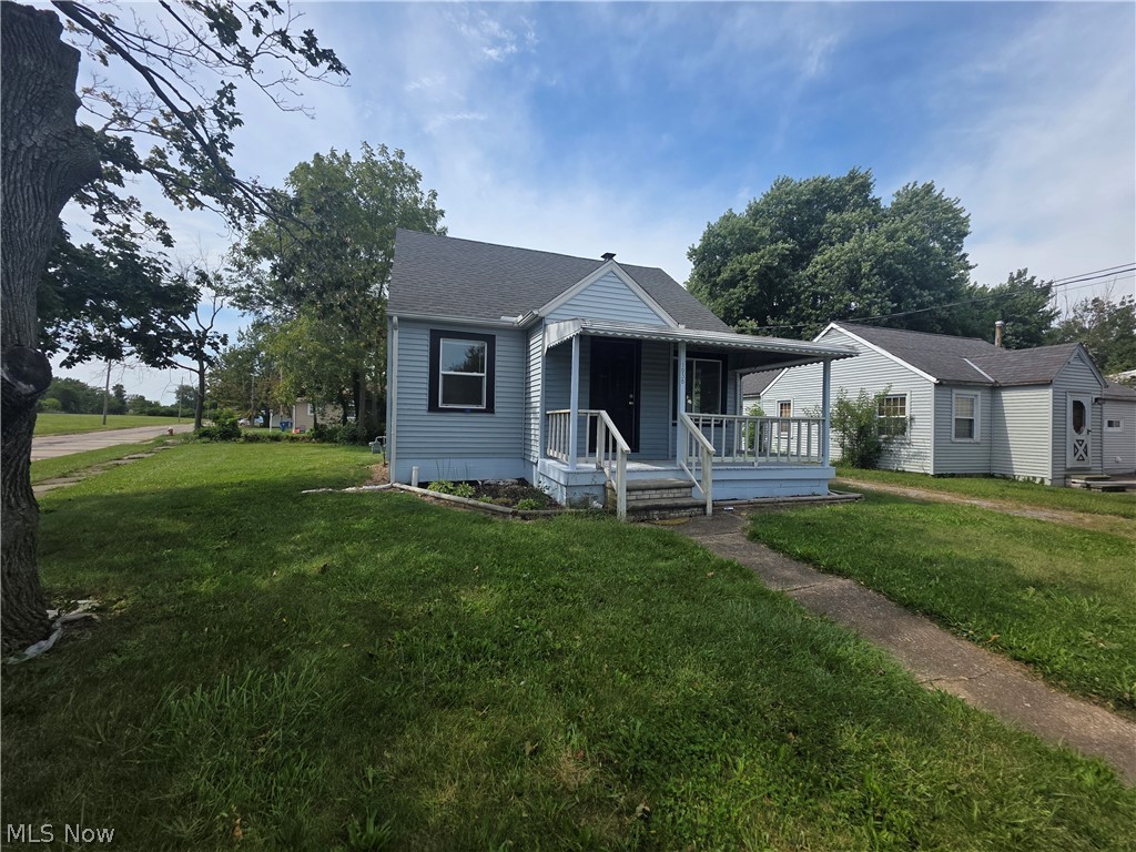 1936 Lakeview Avenue Lorain OH 44053