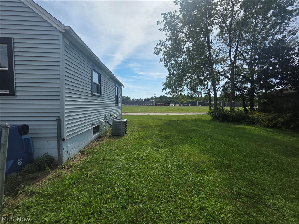 1936 Lakeview Avenue Lorain OH 44053