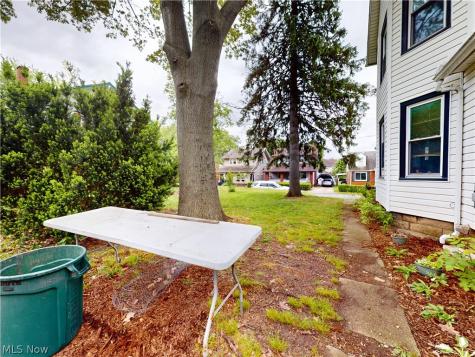 1337 24th Street NW Canton OH 44709