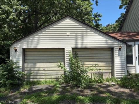 438 Baldwin Road Akron OH 44312