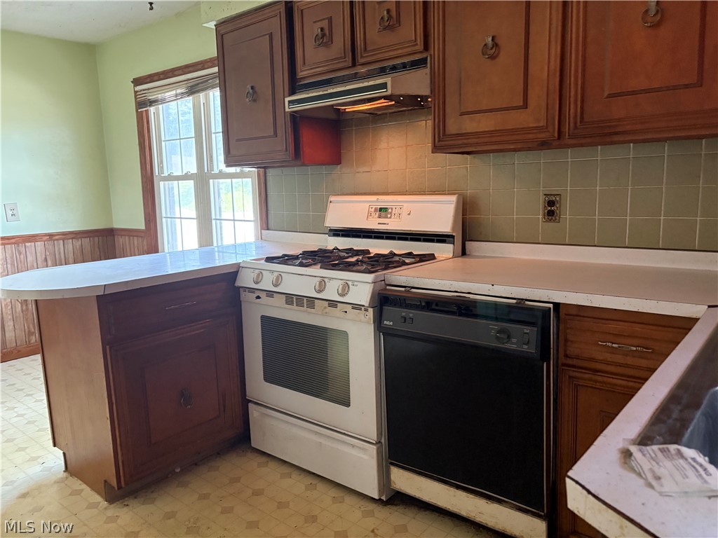 438 Baldwin Road Akron OH 44312