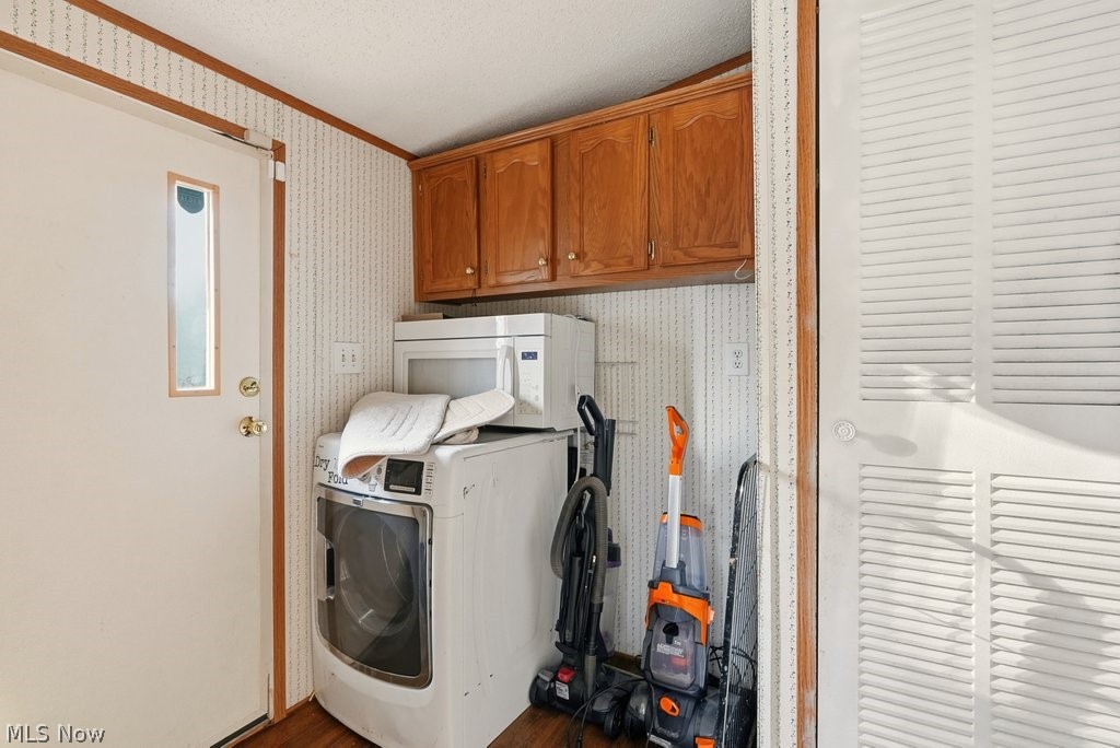 3228 Carper Avenue Akron OH 44312