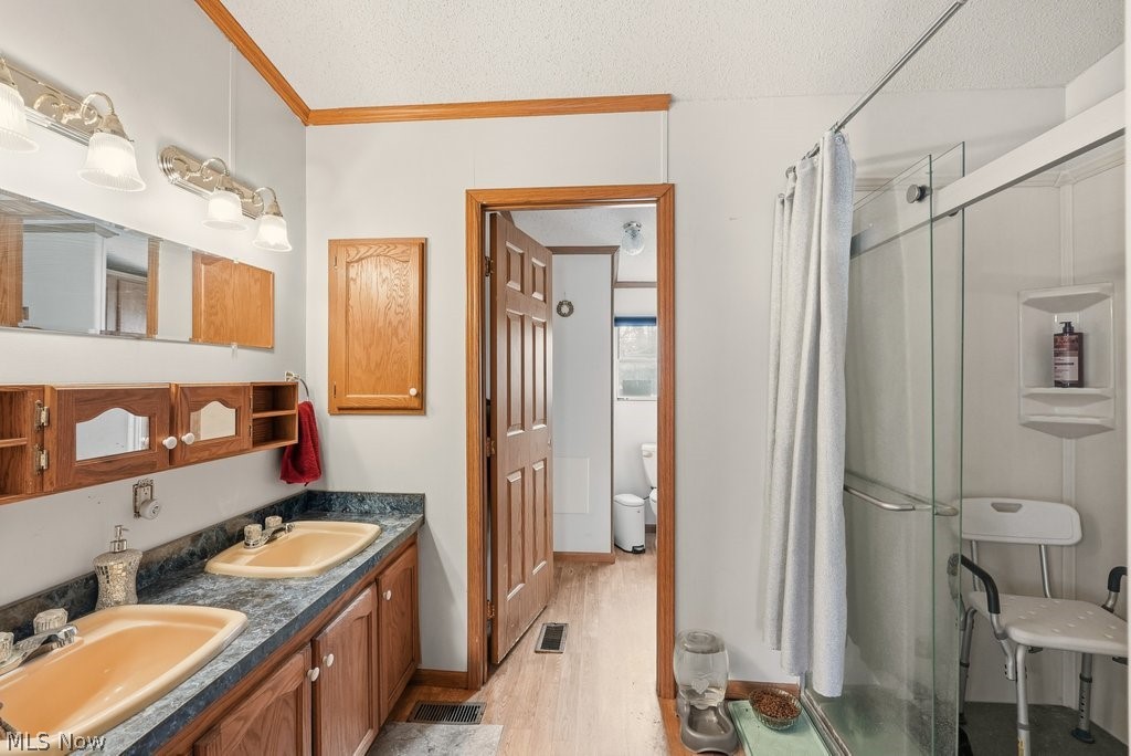 3228 Carper Avenue Akron OH 44312