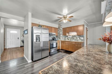 3811 Hoffman Drive Sandusky OH 44870