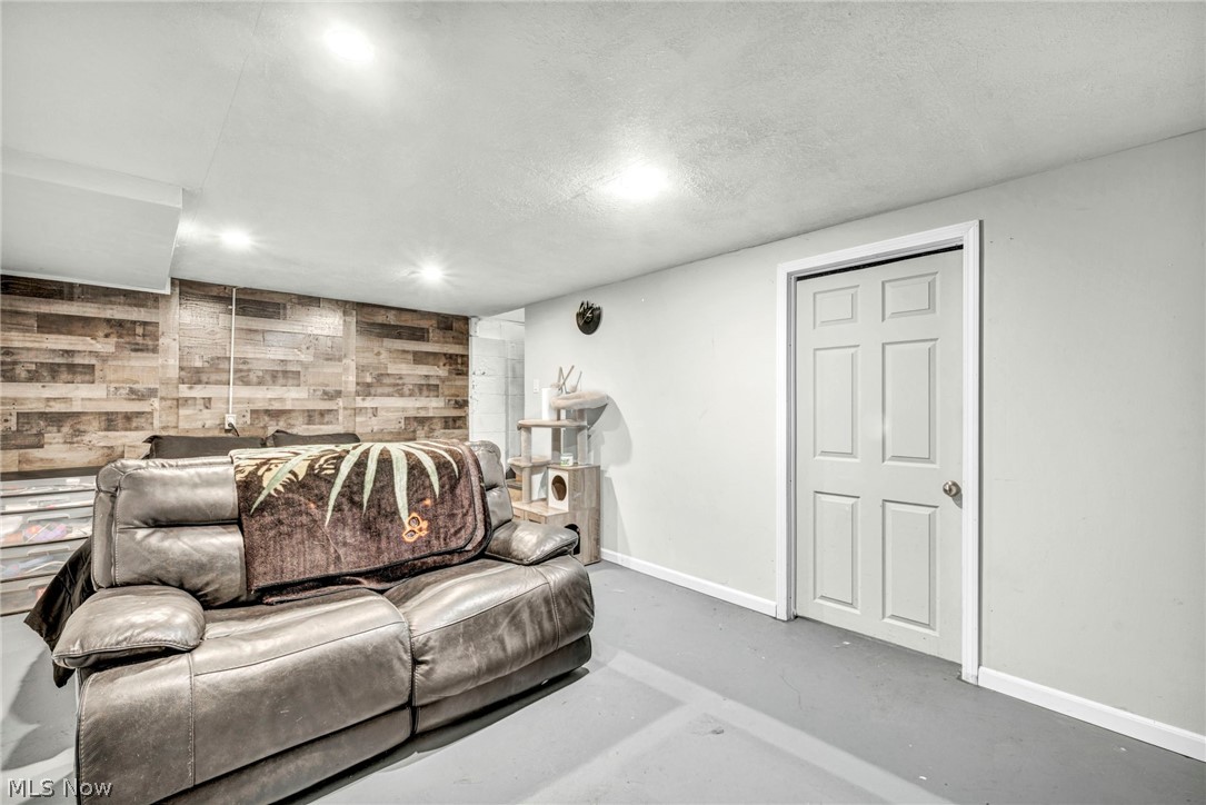 3811 Hoffman Drive Sandusky OH 44870