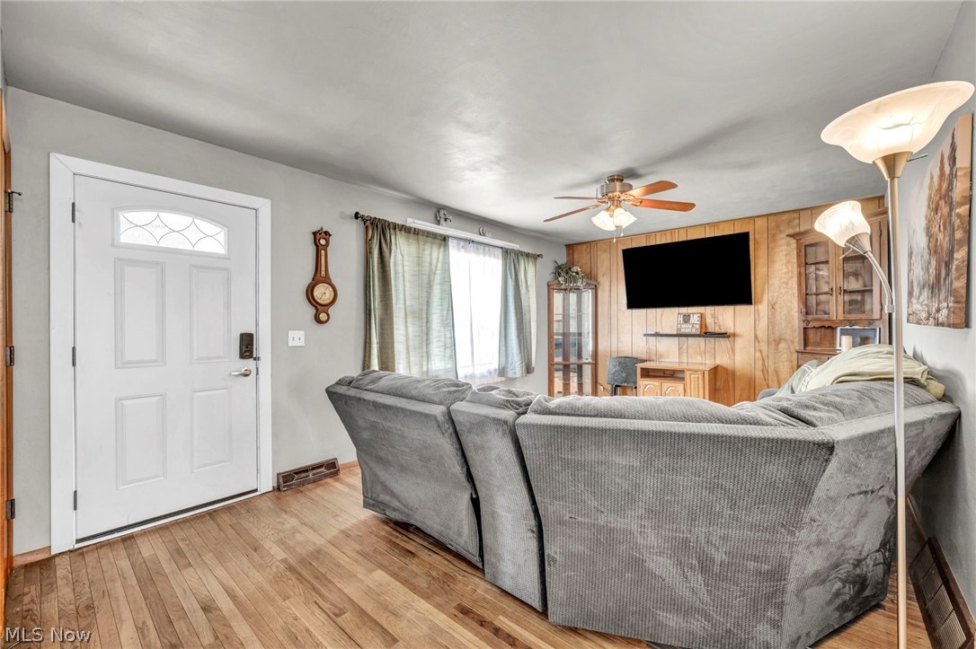 3811 Hoffman Drive Sandusky OH 44870